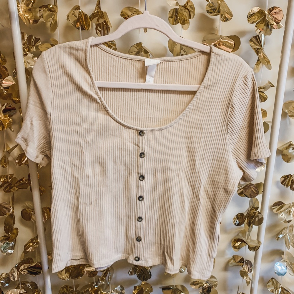 Tan ribbed tee